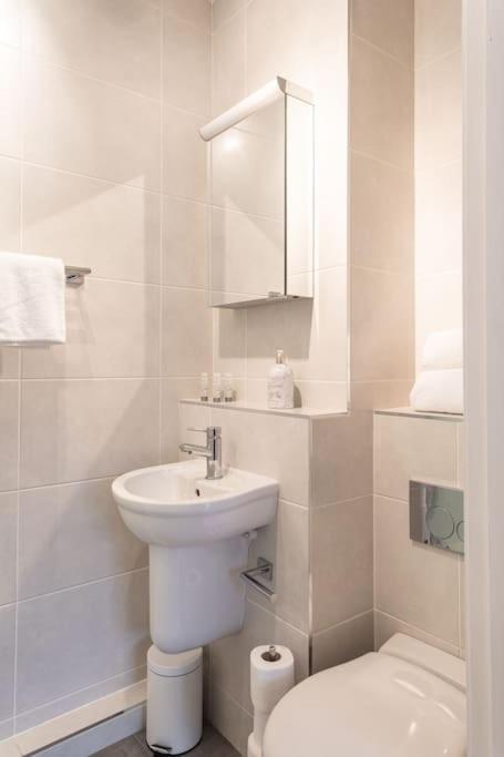 Best City Centre Luxurious Home Free Parking Μπέλφαστ Εξωτερικό φωτογραφία
