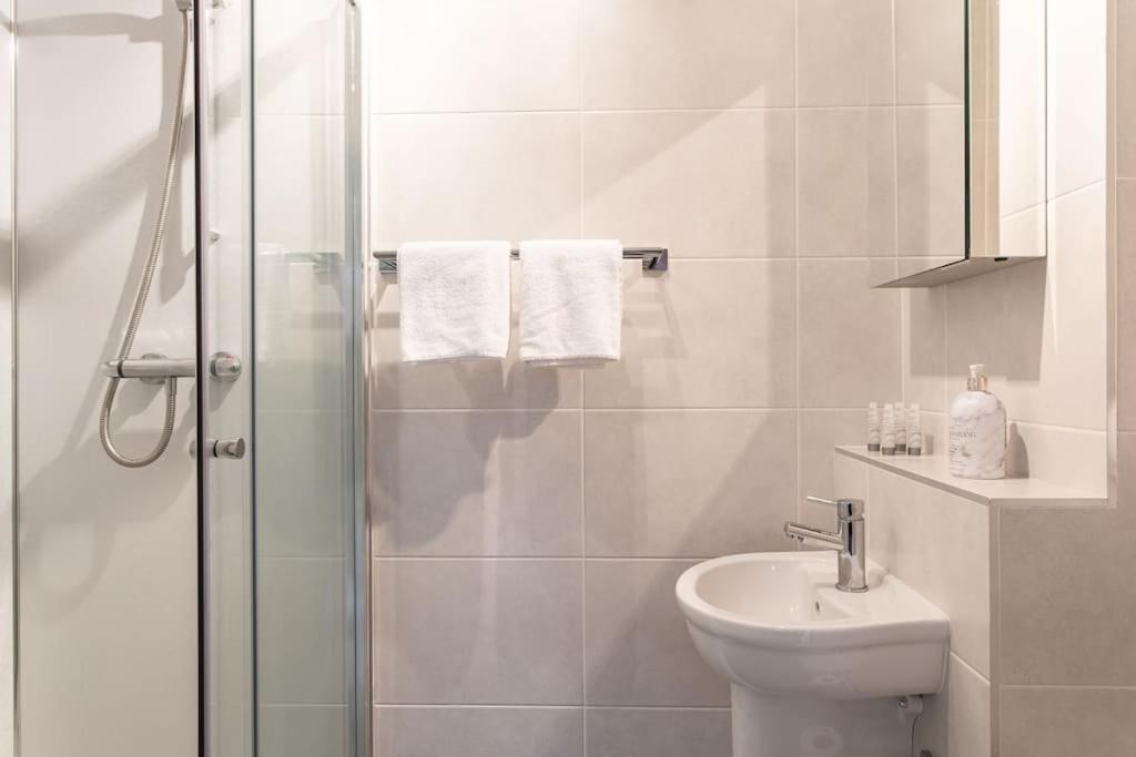 Best City Centre Luxurious Home Free Parking Μπέλφαστ Εξωτερικό φωτογραφία
